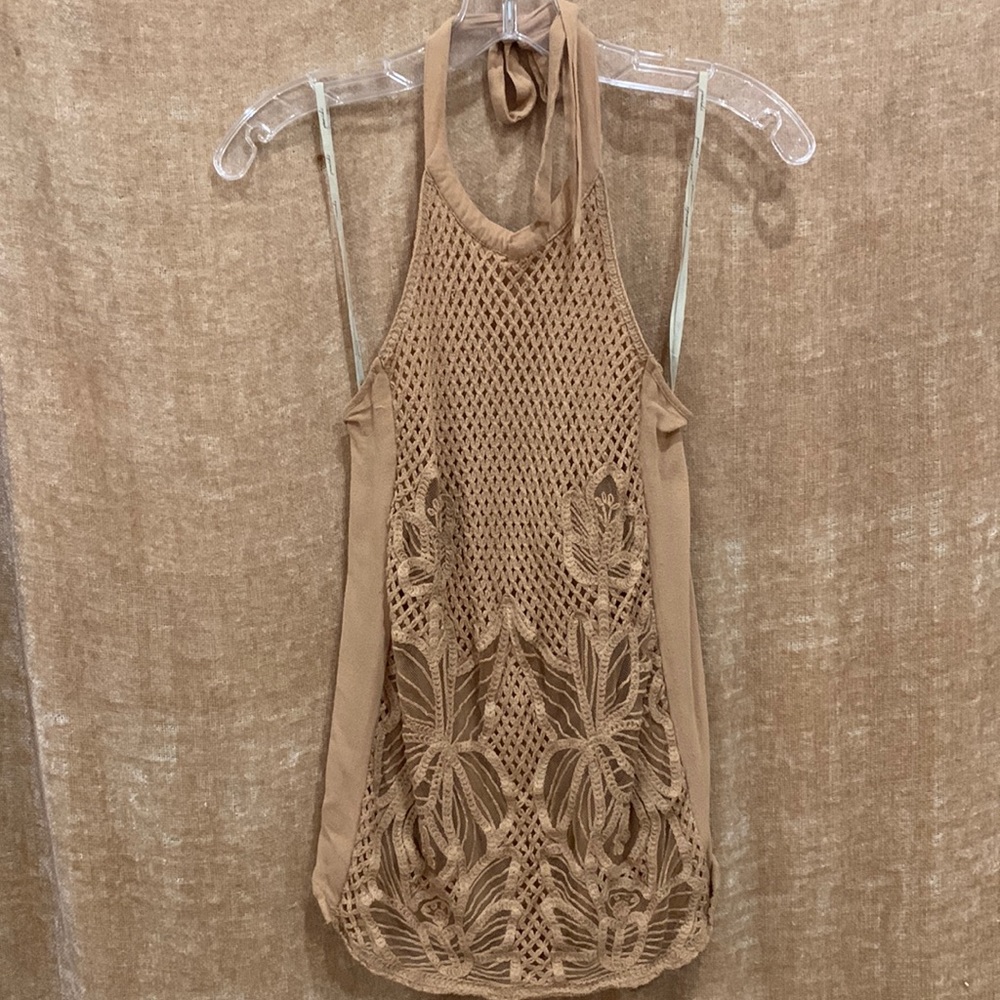 Gimmicks by BKE Halter top